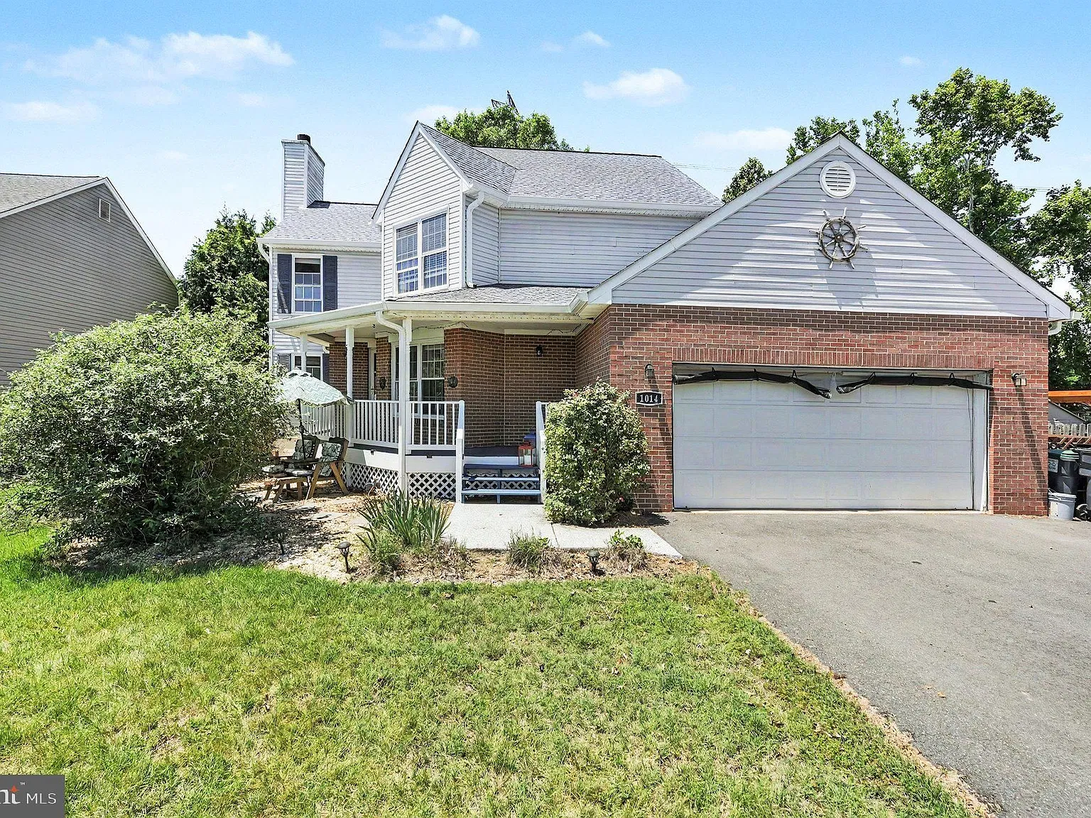 3 bed, 3.5 bath, 2386 sqft, $3,250 — Photo 2