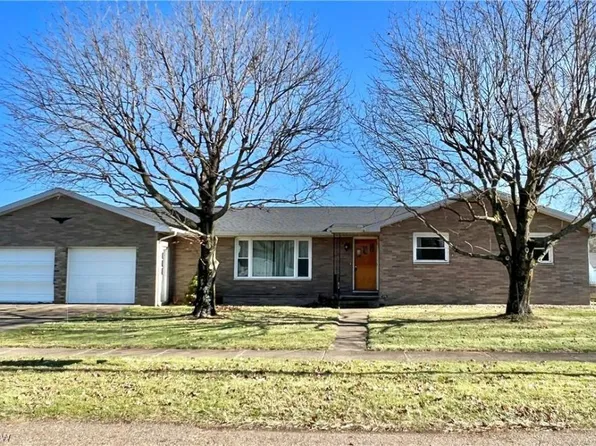 170 McKinley St, Waynesburg, OH 44688