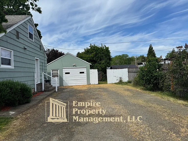 155 Birch St — Photo 2