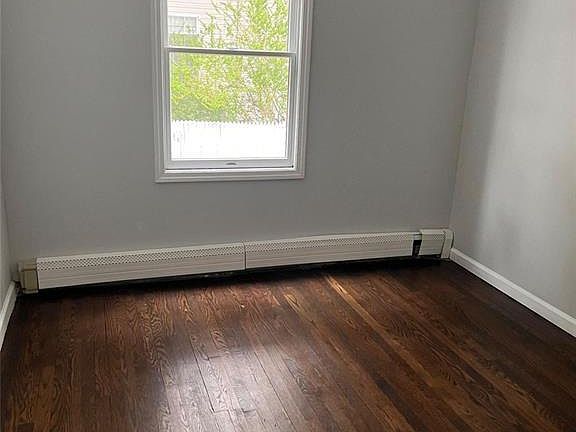 5th image of 80 Ellen St