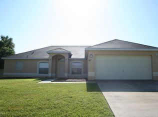 467 Cellini Ave NE, Palm Bay, FL 32907