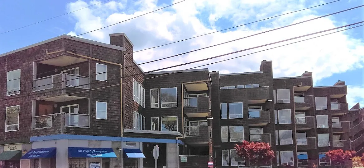 2770 Alki — Photo 1