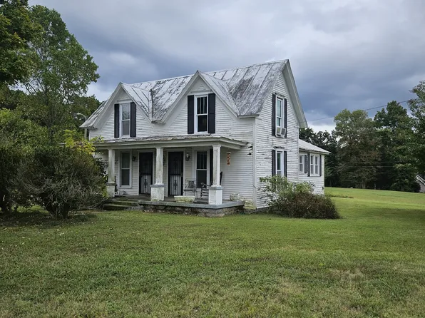 1653 Friendship Rd, Cross Plains, TN 37049