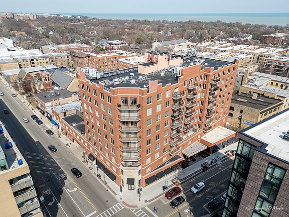 2nd image of 515 Main St APT 507