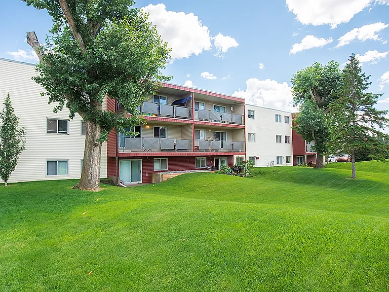 7180 A Parke Ave — Photo 12