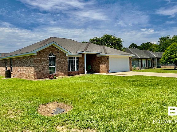 3rd image of 16910 Heartland Cir