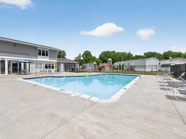 Howell Estates, 515 Mason Rd #1a0, Howell, MI 48843