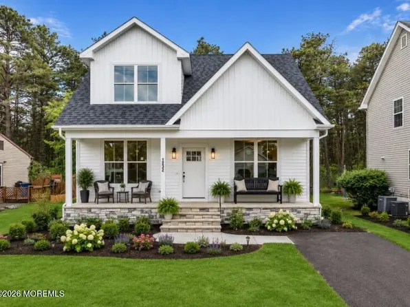 1424 Eighth Avenue, Toms River, NJ 08757
