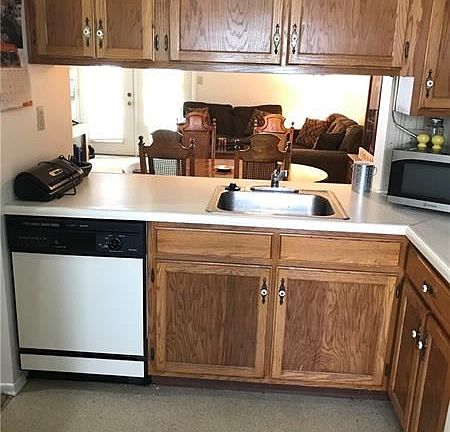 4th image of 711 Timberidge Dr