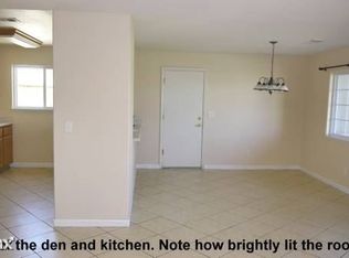 402 Wawona Ct #2, Madera, CA