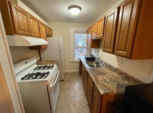 21 Alpine Ave #2, Fairhaven, MA 02719