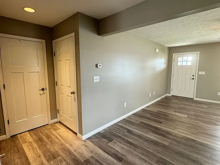 3976 Abraham Ct — Photo 6