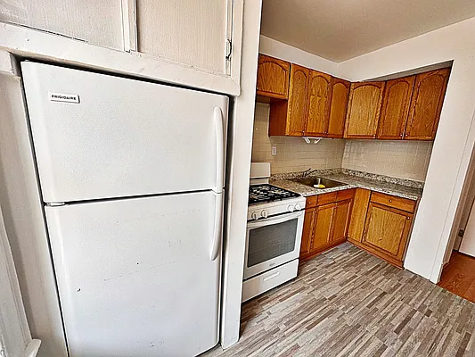 Rented by Brooklyn Property Group LLC | media 5