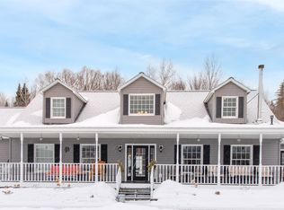 48 Hilltop Dr, Canaan, VT 05903