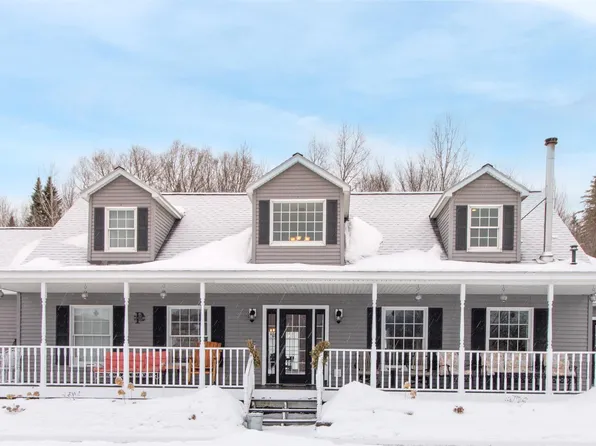 48 Hilltop Drive, Canaan, VT 05903