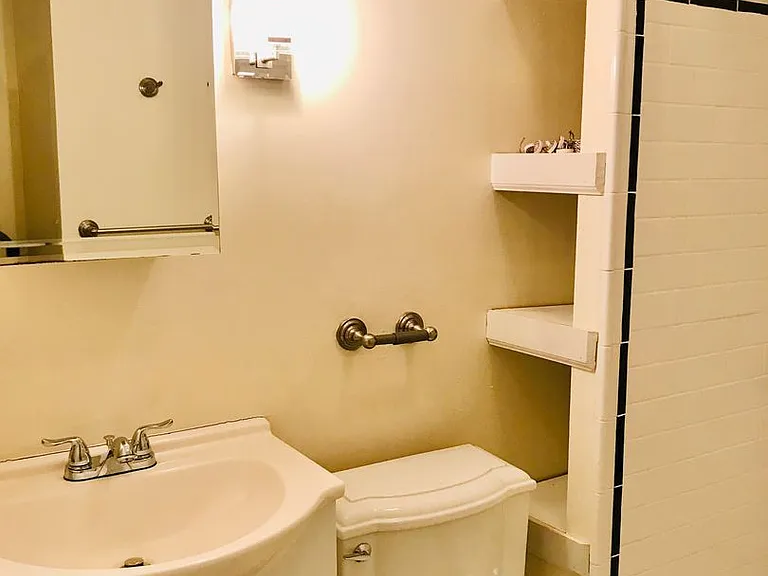 207 Walnut Hill Rd #D18 — Photo 11