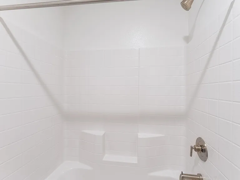 6217 Seastrand St — Photo 30