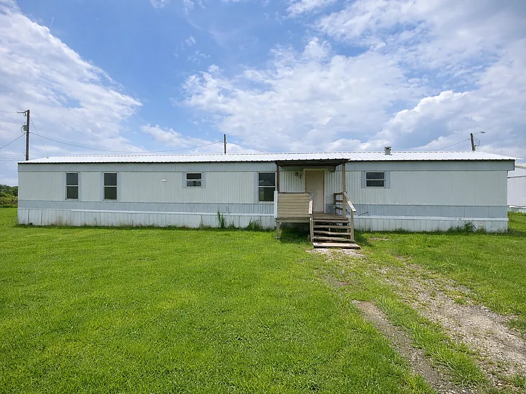354 Joyner Loop — Photo 2