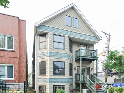 1943 W George St APT 2F, Chicago, IL, 60657