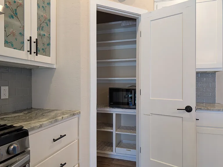 N8739 Connor Cir — Photo 24