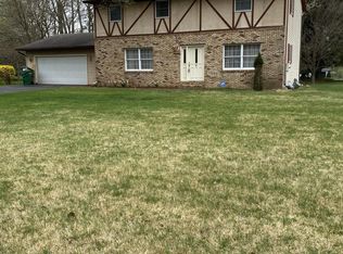 907 Allendale Ct, Sturgis, MI 49091