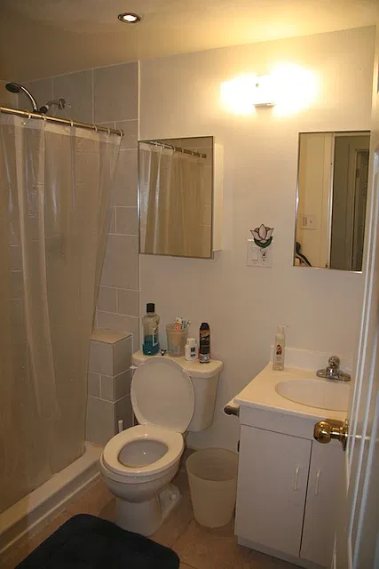 1st floor bathroom