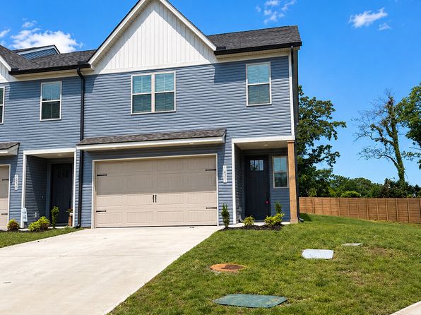 1821 Bennett Village Dr
