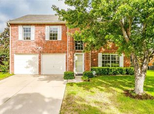 5702 Roundup Trl, Arlington, TX 76017