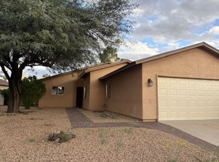 9280 N Hampshire Dr, Tucson, AZ 85742