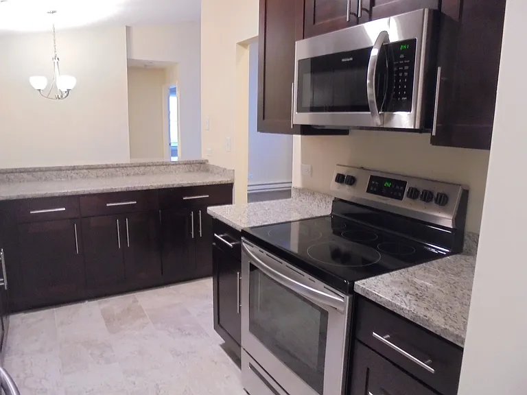 1334 Cunat Ct #2B — Photo 8