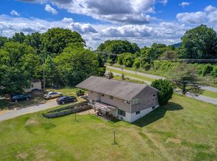 3416 Iron Ridge Rd, Wirtz, VA 24184