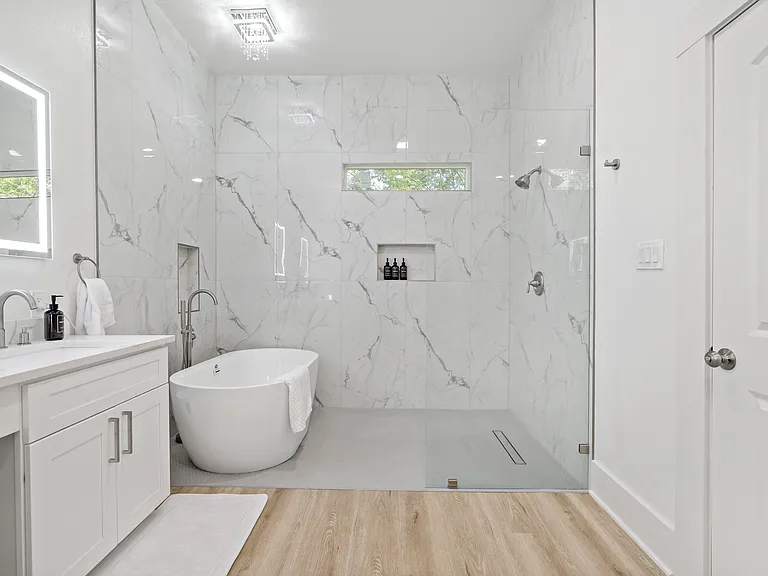 506 E Evergreen St — Photo 22