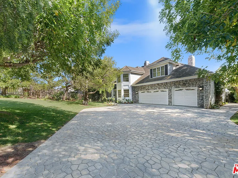 5958 Busch Dr — Photo 39