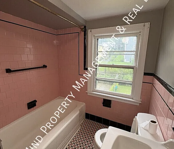154 Saint Cecile Ave #2 — Photo 16