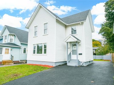 4124 Lake Ave, Rochester, NY, 14612