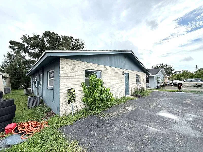 2 bed, 1.0 bath, 777 sqft, $1,350 — Photo 4