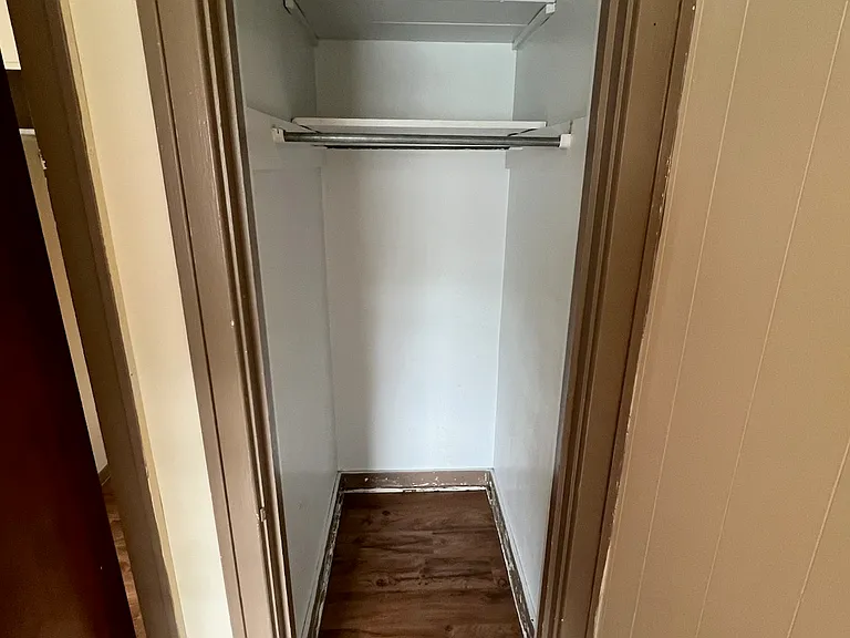 434 Grand Ave #7 — Photo 4