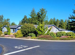 893 Western Way, Florence, OR 97439