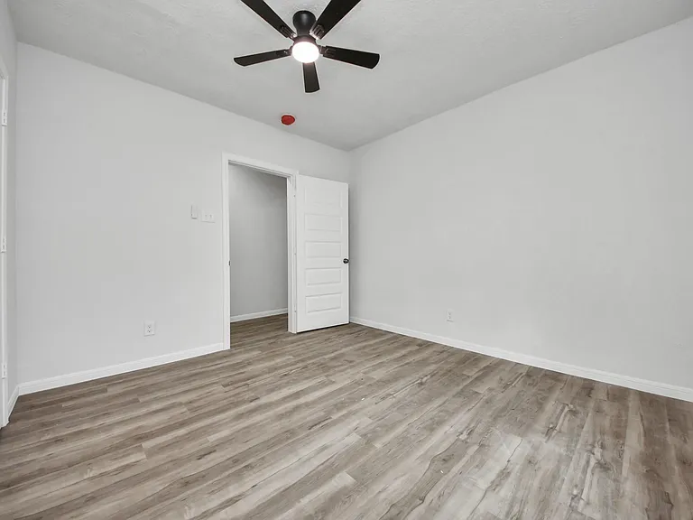 7021 Canal St #A — Photo 18