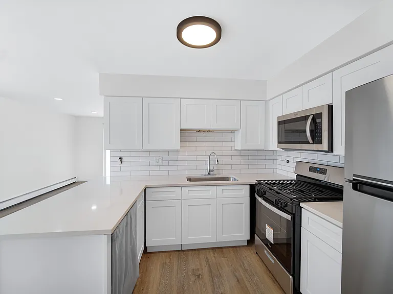 4631 Eberly Ave #2N — Photo 2
