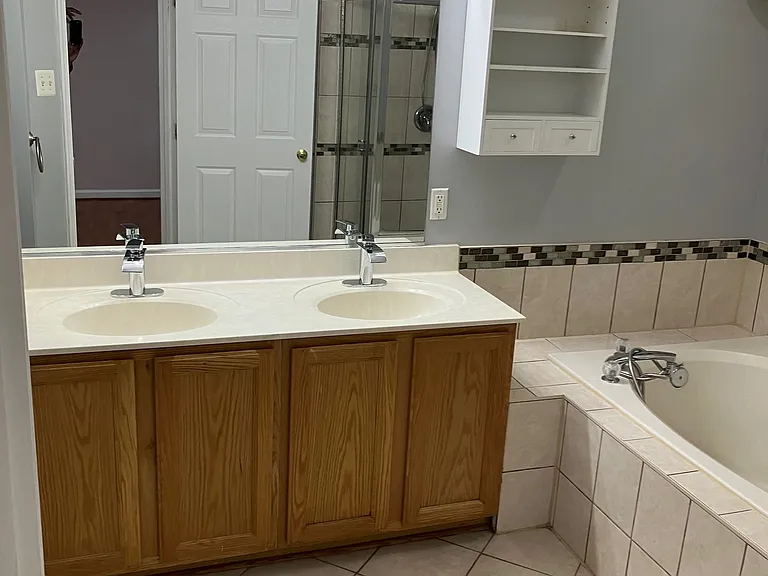 13722 Palmetto Cir — Photo 16
