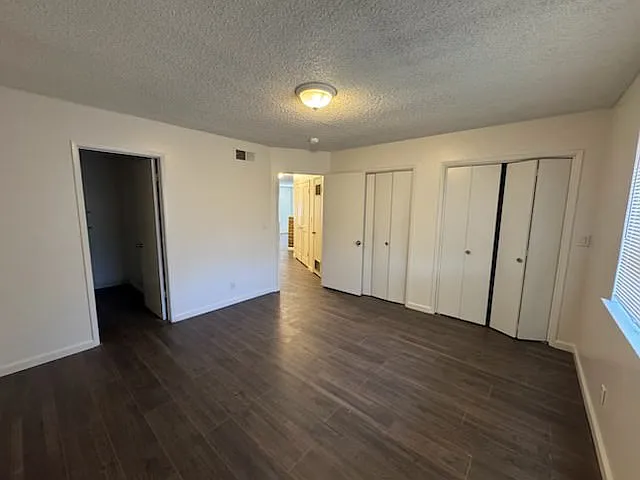 4038 E Saginaw Way