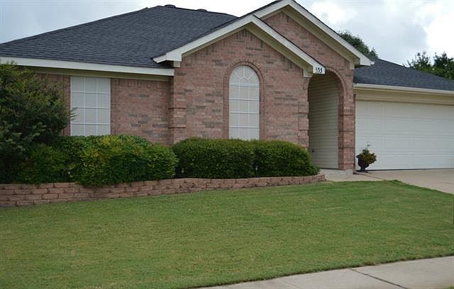 1st image of 353 McMurtry Dr