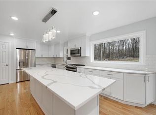 69 Horseshoe Hill Rd, Pound Ridge, NY 10576