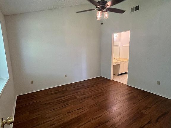 3rd image of 17114 Blue Mist Dr