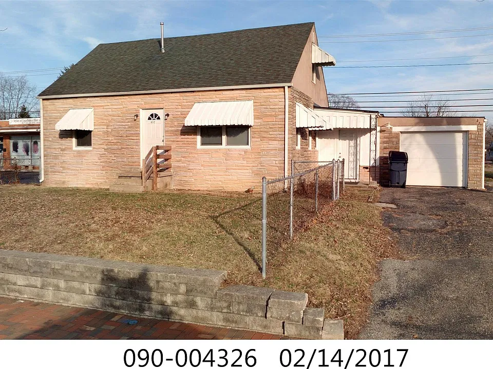 632 S Yearling Rd