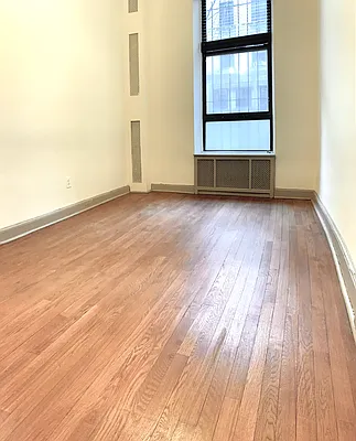 Rented by Corcoran | media 21