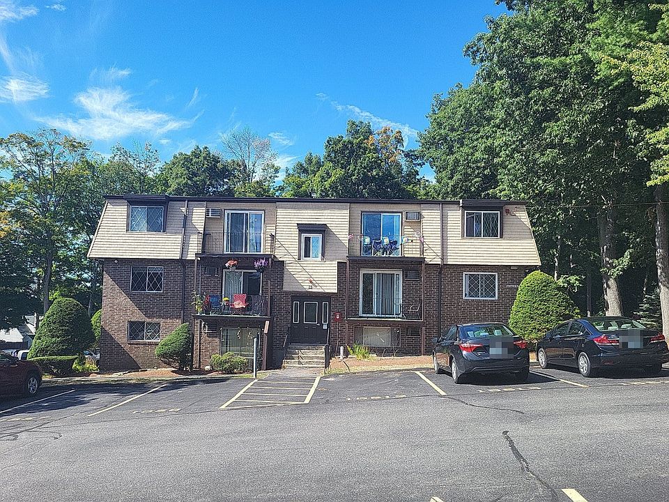 1st image of 15 Silvestri Cir Unit 8