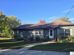 705 1st St N, Waterville, MN 56096