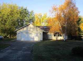 126 Phoxy Ln, Indian River, MI 49749